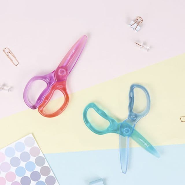 [デリ]コミコ 子ども用はさみ 半透明 (ランダム) 1