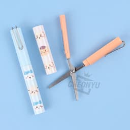 ちいかわ スティックキル携帯用はさみ 3