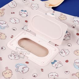 ちいかわ かんたんウェットティッシュポケットバッグ 2