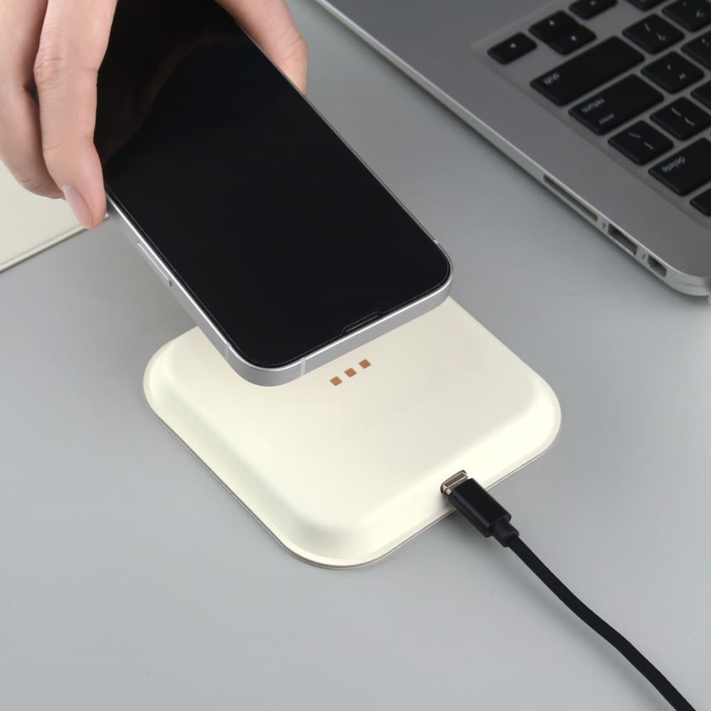 [ペニーチェ]ワイヤレス充電パッド 1