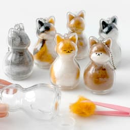 [イルチョン]猫の毛玉カプセルキーホルダー 1