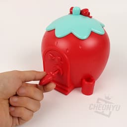 ハローキティ いちごの鍵貯金箱 3