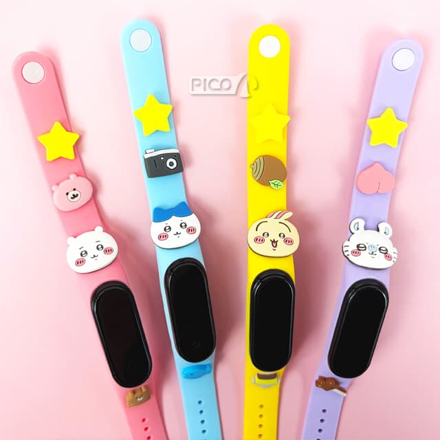 [ちいかわ]ちいかわ なんか小さくてかわいいやつ チェンジングコーデウォッチ (ランダム発送)