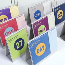 【健忘症】GMZ健忘症 2027 シングルデスクライフカレンダー 3